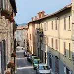 Palazzo Elisei * غوبيو