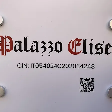 Palazzo Elisei 아파트 *