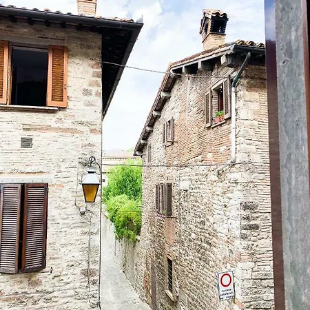 아파트 Palazzo Elisei