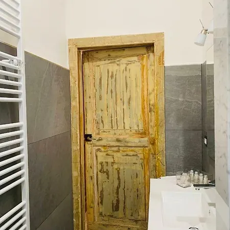 Palazzo Elisei 구비오