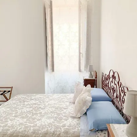 Palazzo Elisei * 구비오