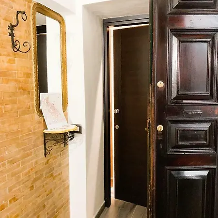 דירה Palazzo Elisei *